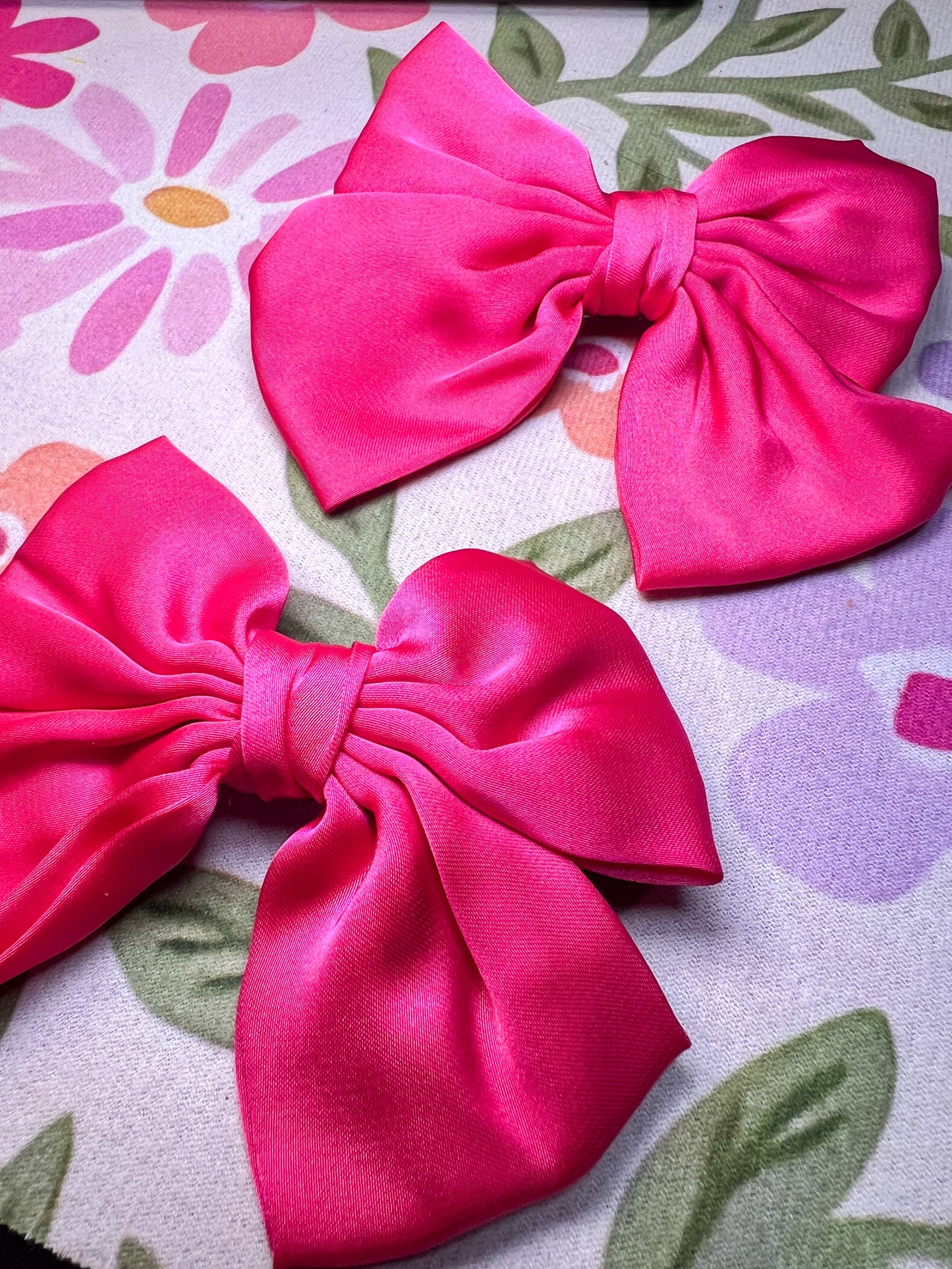 Cutie Giant Bow - Girly Shoe Charm 2 Piece Set Daisie Boutique