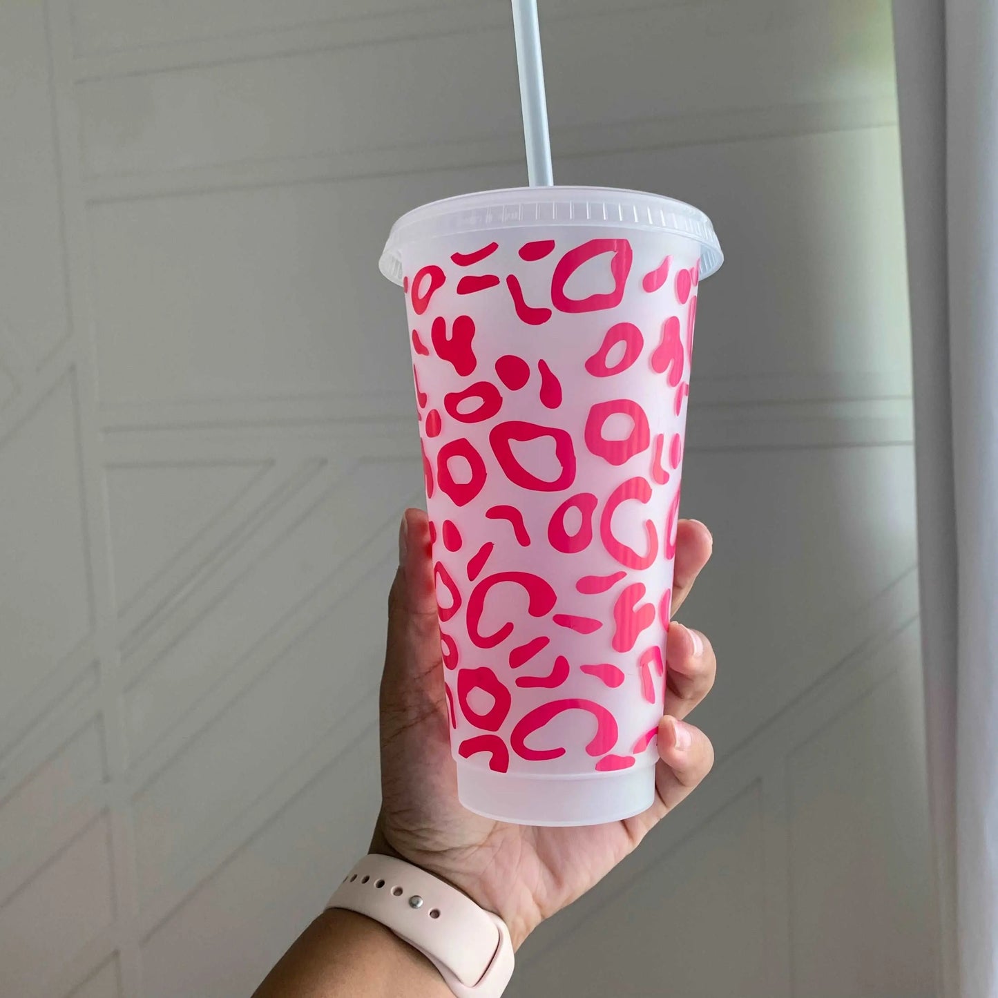 Leopard 24 oz. Venti Cold Cup - Daisie Boutique