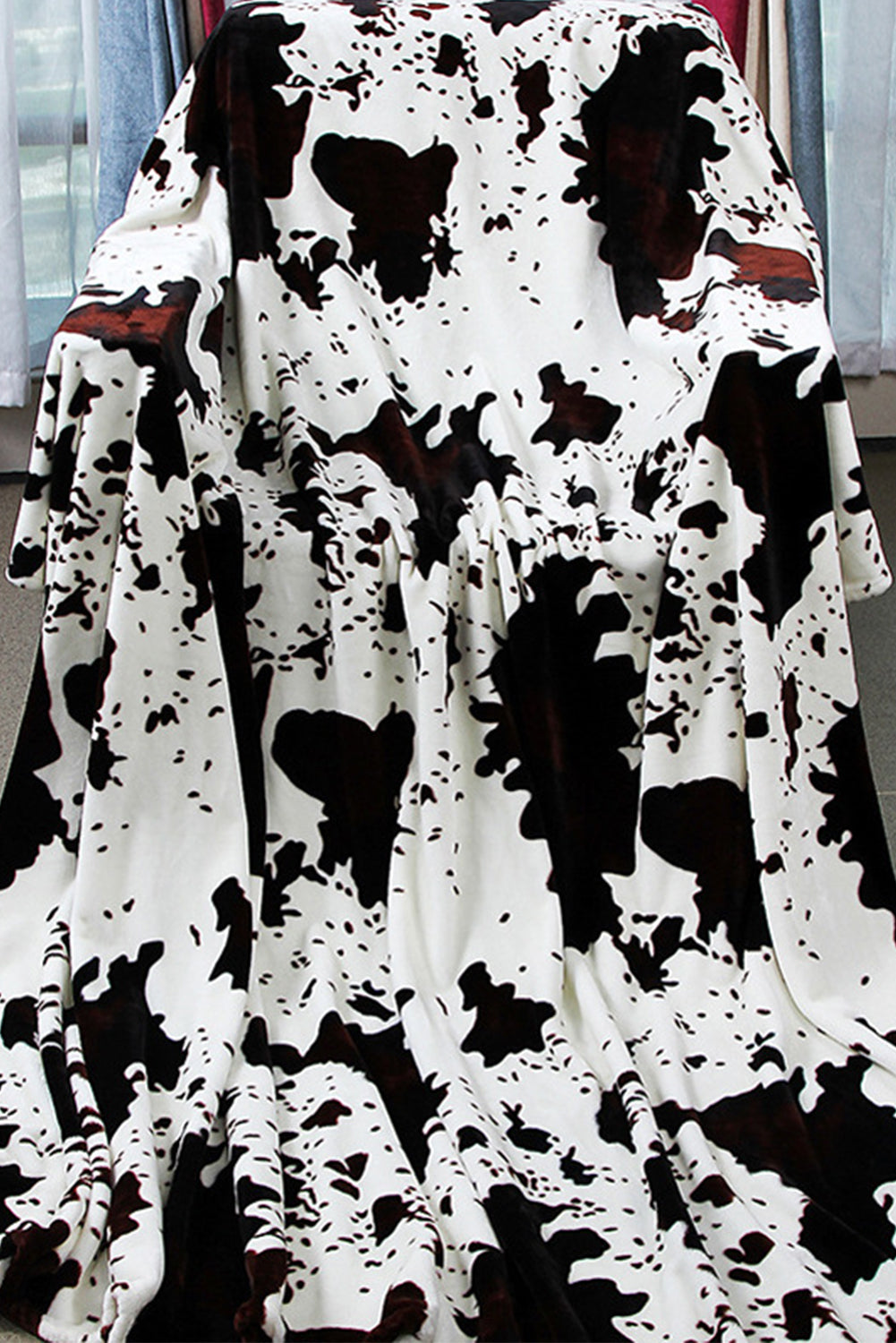 Cozy Cow Print Plush Blanket Dear-Lover Dropshipping