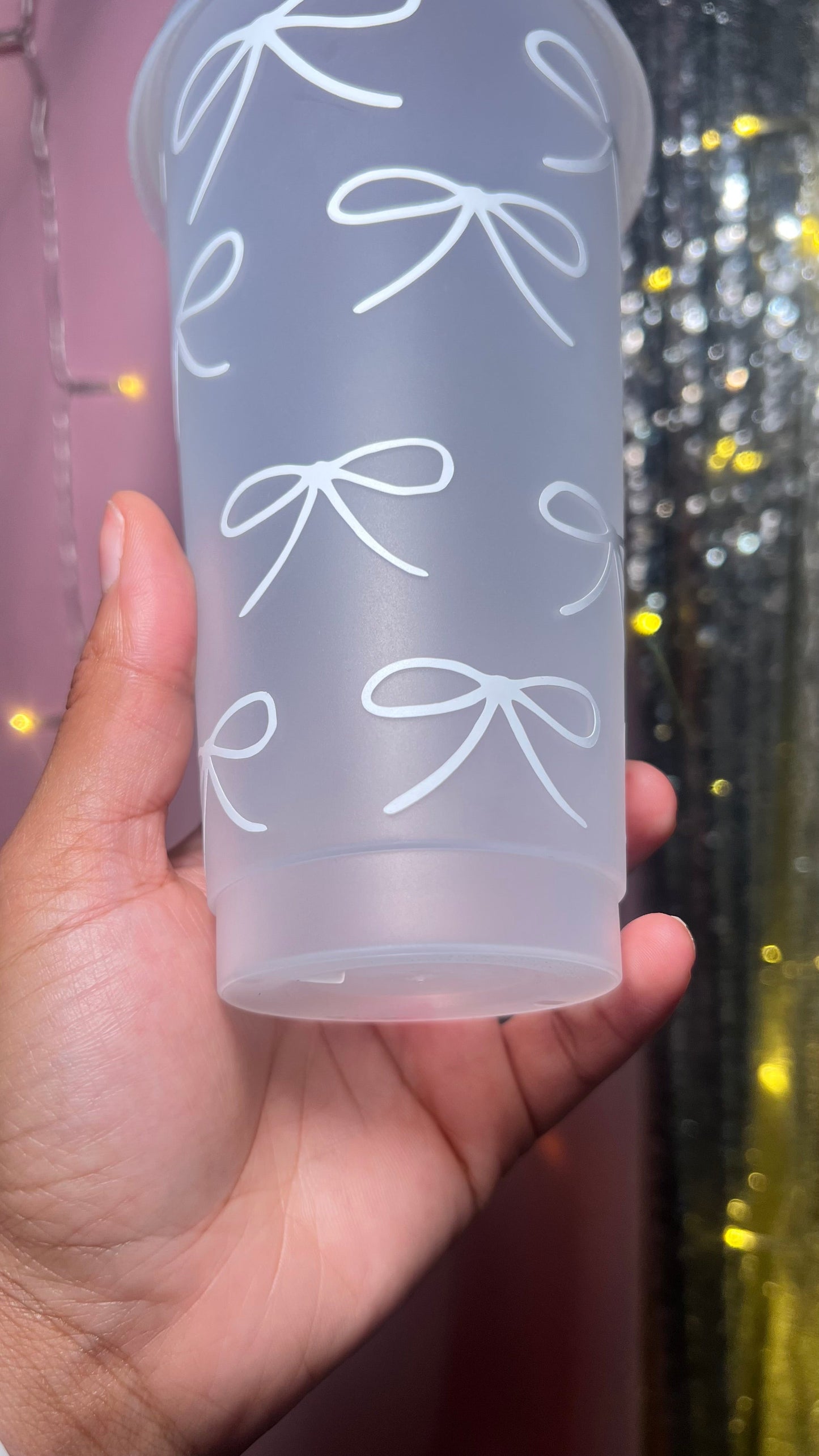 Pretty Bow Cold Cup - 24 ounces Daisie Boutique