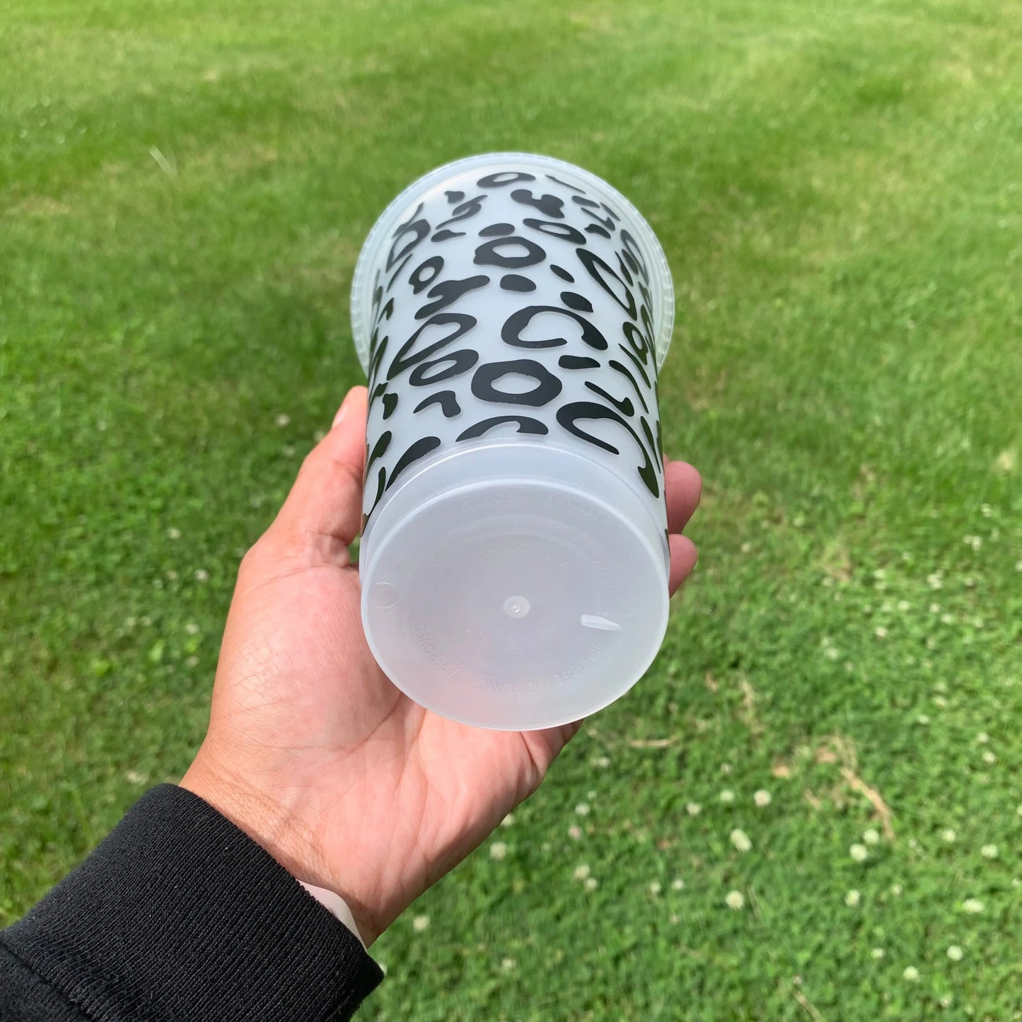 Leopard 24 oz. Venti Cold Cup - Daisie Boutique