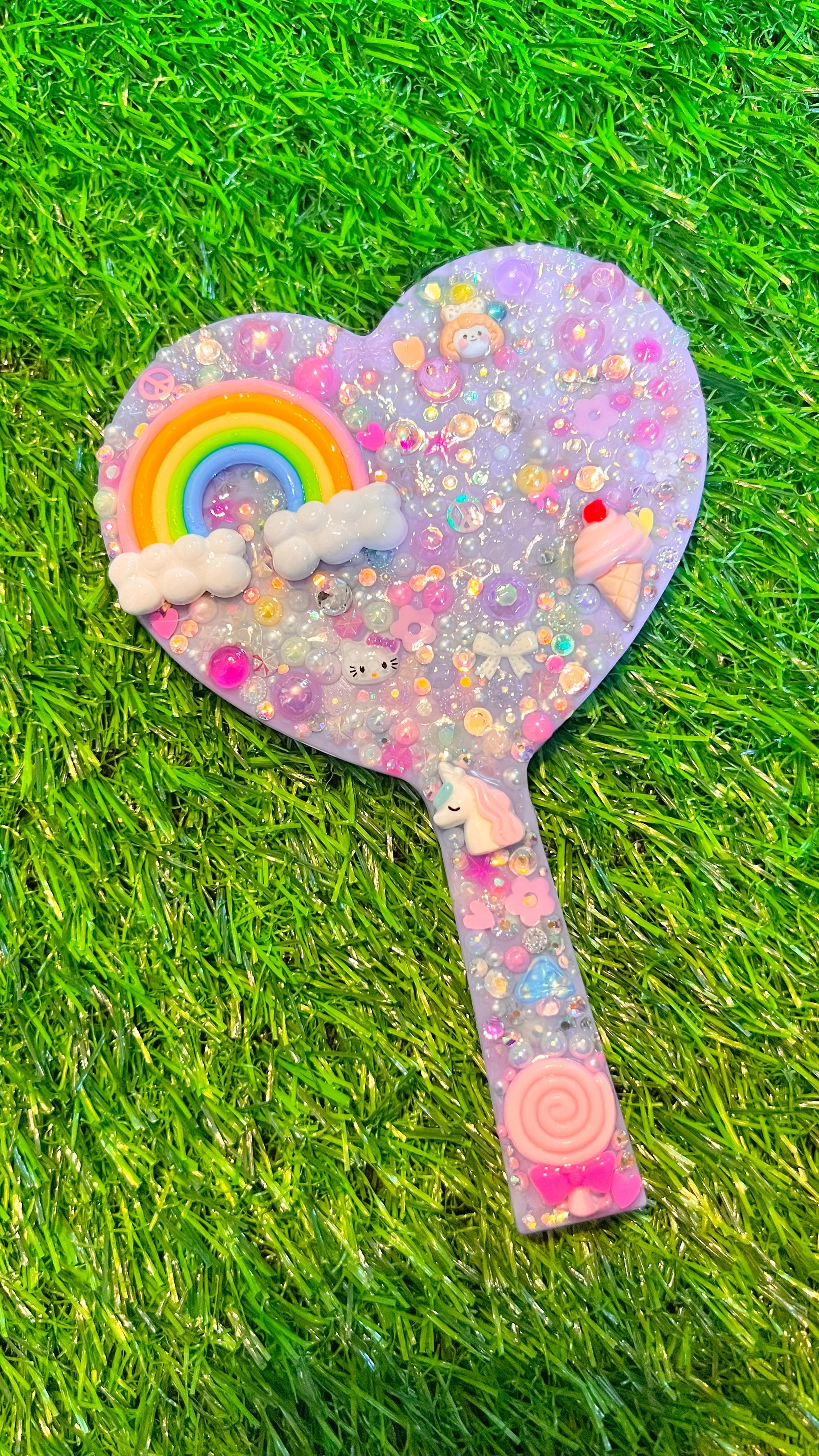 Cutie Junk Charm Mirror - Heart Shaped Handheld Bedazzled Mirror Daisie Boutique