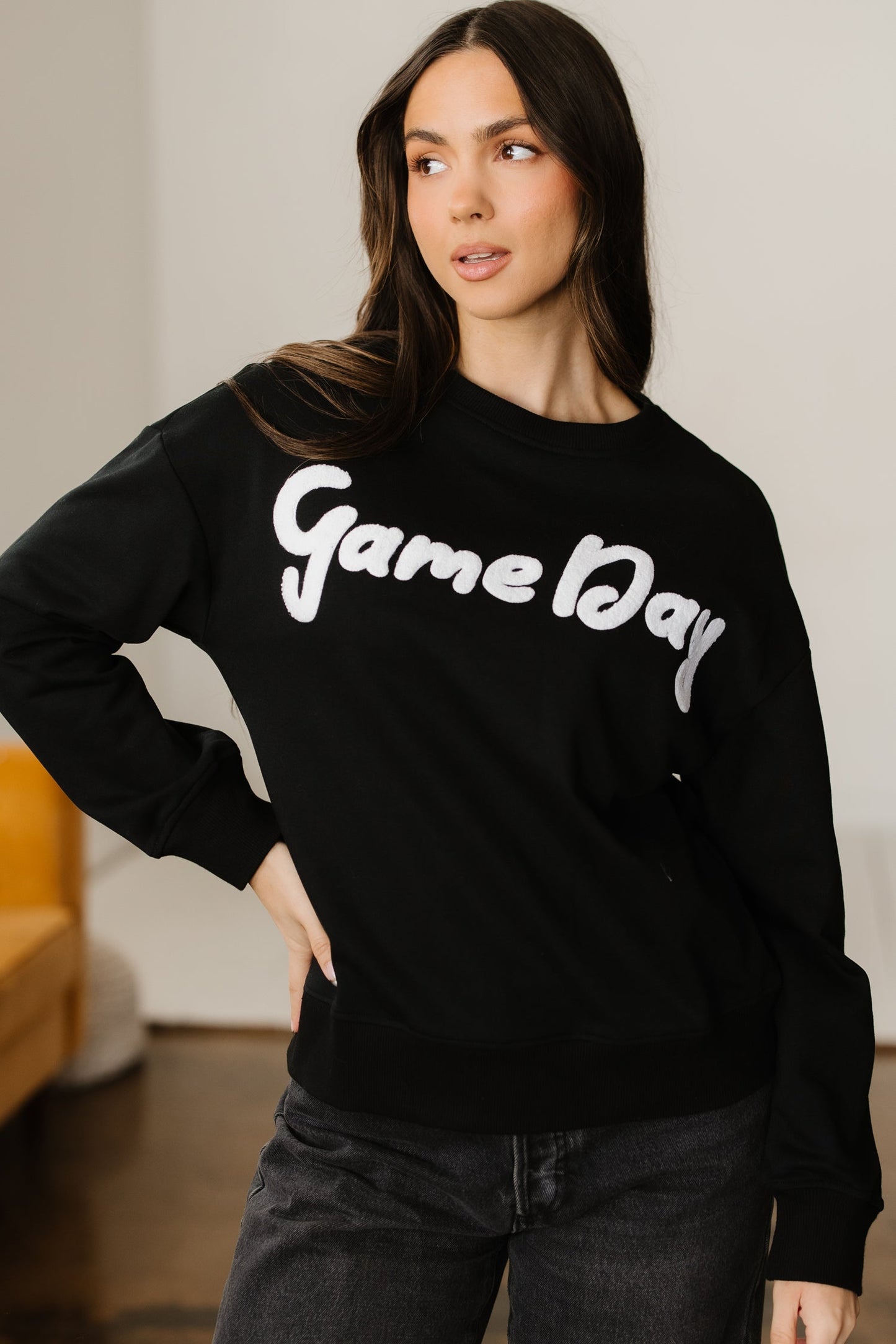 Chenille Game Day Graphic Sweatshirt - Black Dear-Lover Dropshipping