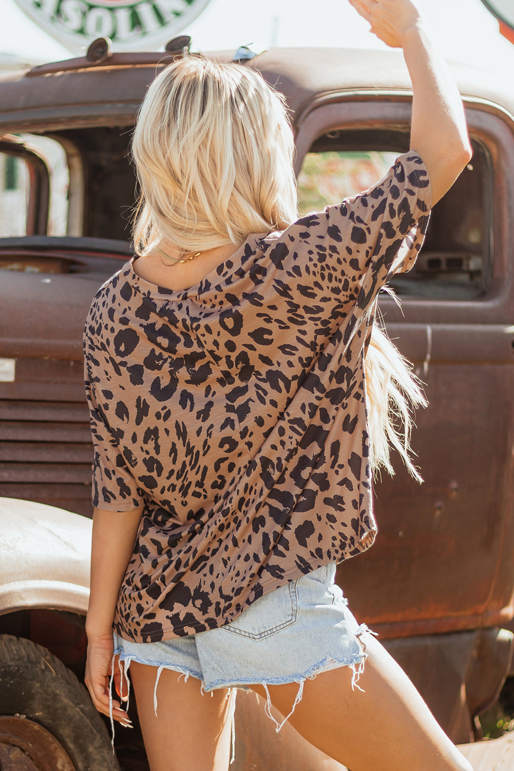 Leopard Print V Neck Half Sleeve Oversized Tee Daisie Boutique