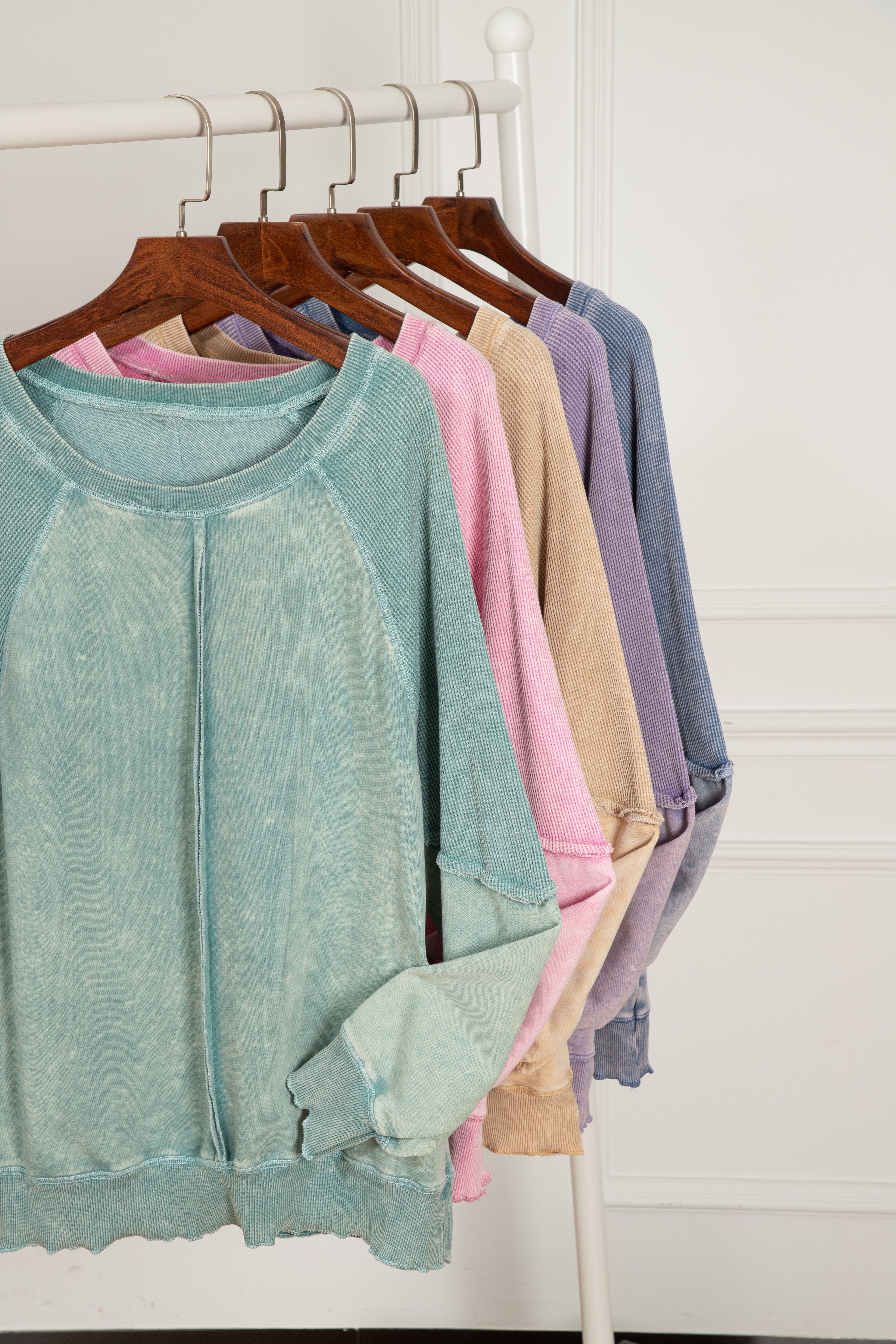 Waffle Knit Raglan Sleeve Sweatshirt - Lavender Daisie Boutique