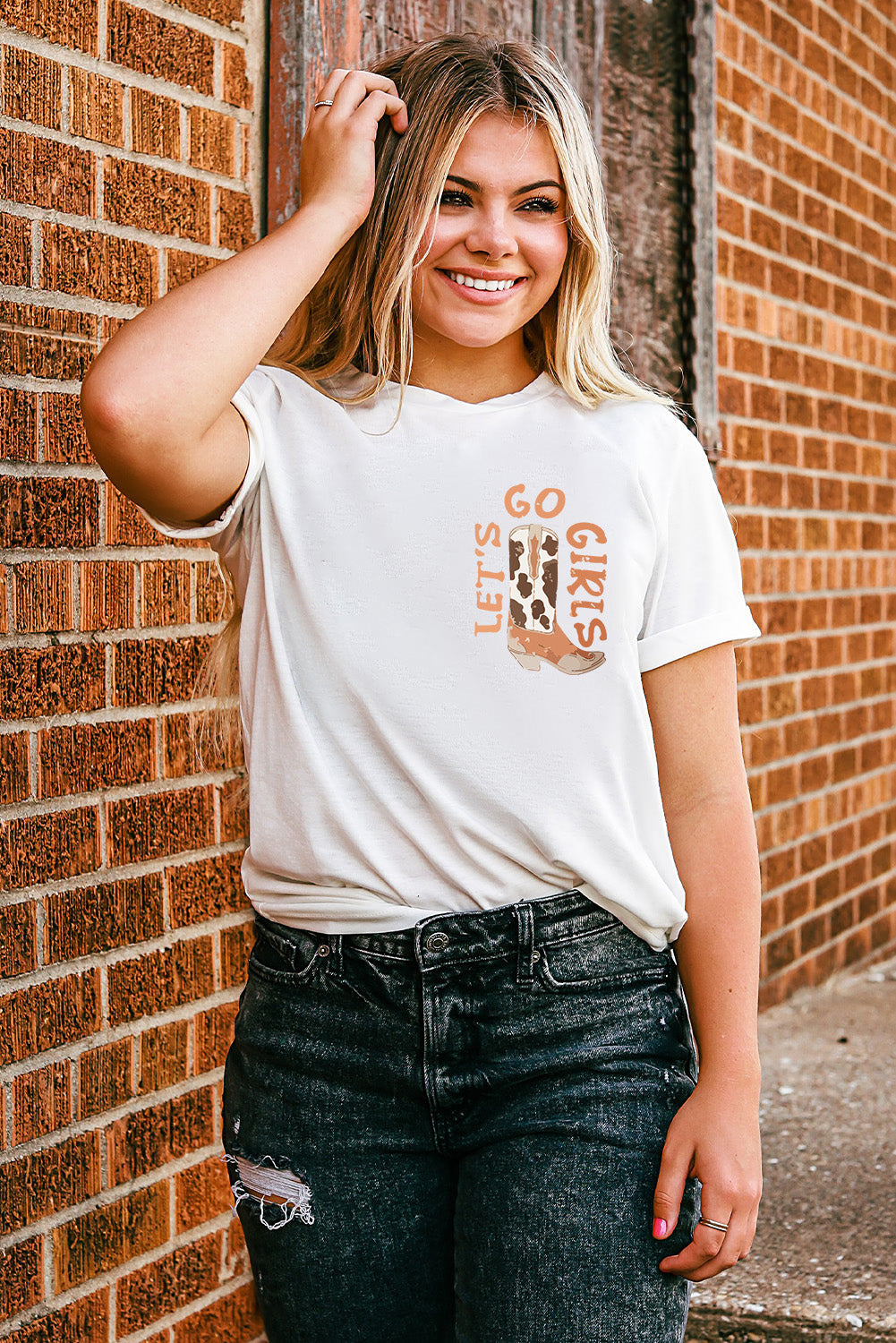 Cowboy Hat & Boots Graphic Tee - White Daisie Boutique