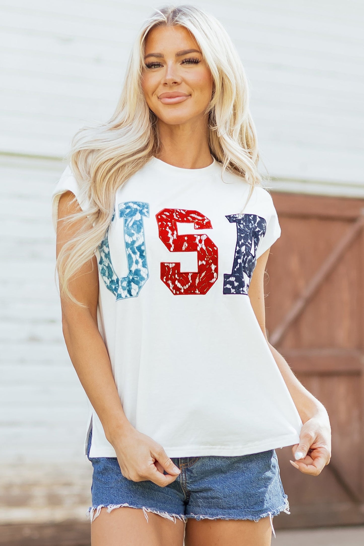 Daisie Boutique USA Graphic Comfy Tee REGULAR - Tops