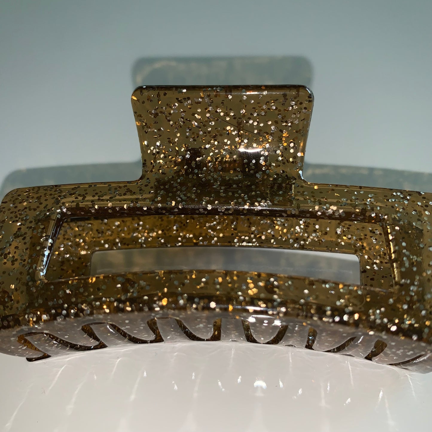 Sparkle Medium Hair Claw Clip Daisie Boutique