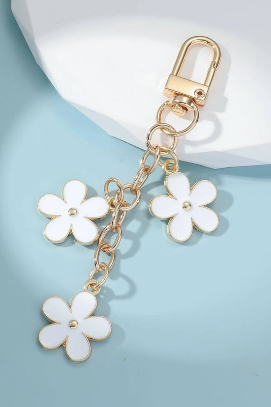 White Cute Flower Shape Ornament Key Buckle Daisie Boutique