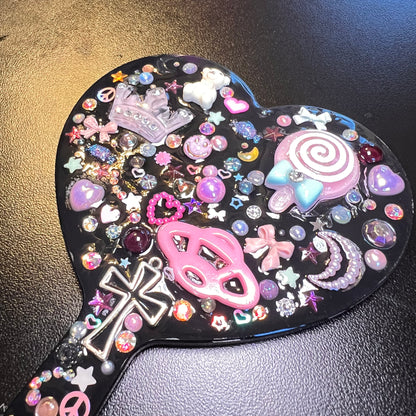 Junk Charm Mirror - Heart Shaped Handheld Beauty Mirror Daisie Boutique