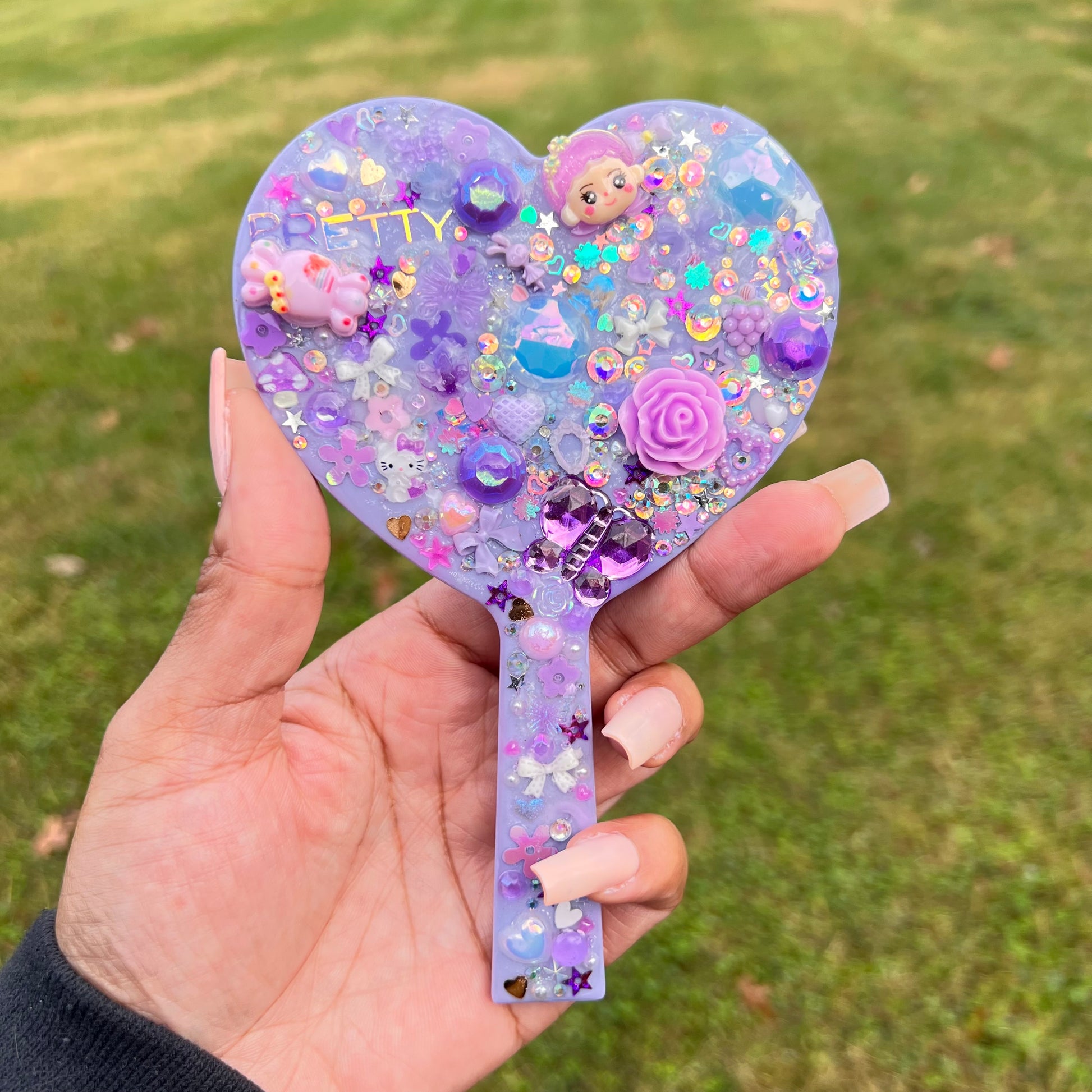 Junk Charm Mirror - Heart Shaped Handheld Beauty Mirror Daisie Boutique