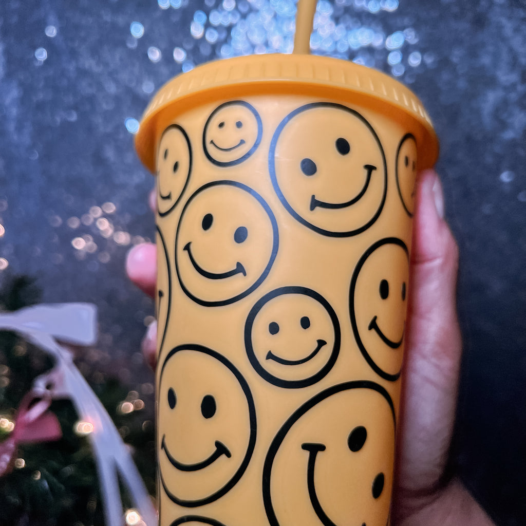 Smiley Face - 24 Ounce Dopamine Cold Cup Daisie Boutique