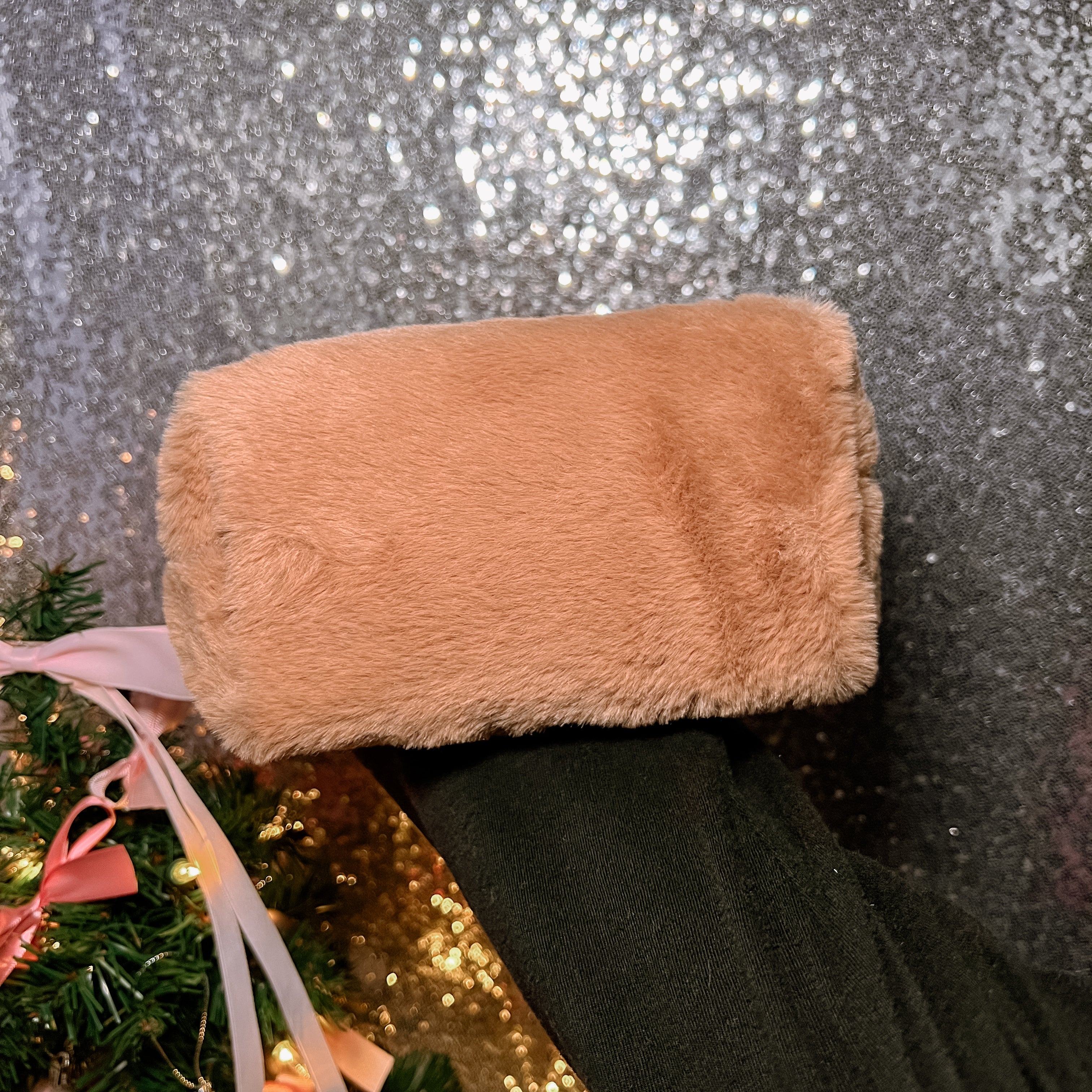 Cozy Plush Cosmetic Bag Daisie Boutique