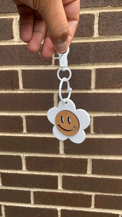 Daisie Keychain V1 Daisie Boutique