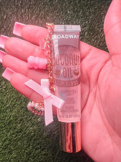 Cutie Lipgloss Charm Chain – Detachable & Reusable Lip Gloss Holder with Mini Clasp (gloss not included) Daisie Boutique