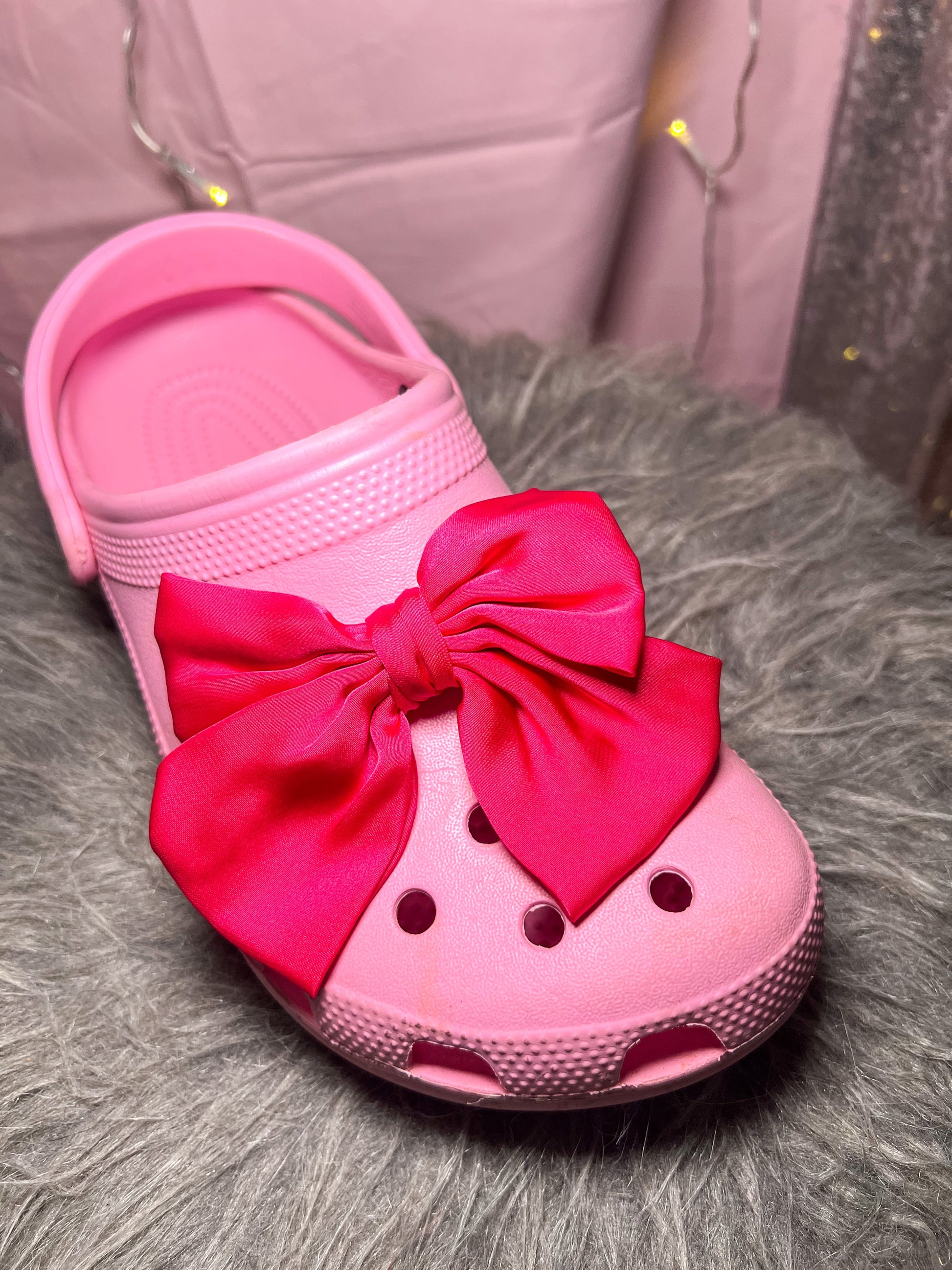 Cutie Giant Bow - Girly Shoe Charm 2 Piece Set Daisie Boutique
