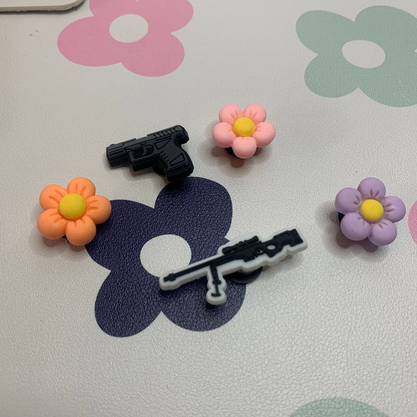 Guns ‘N’ Flowers Shoe Charm Set (5 Piece Set) Daisie Boutique