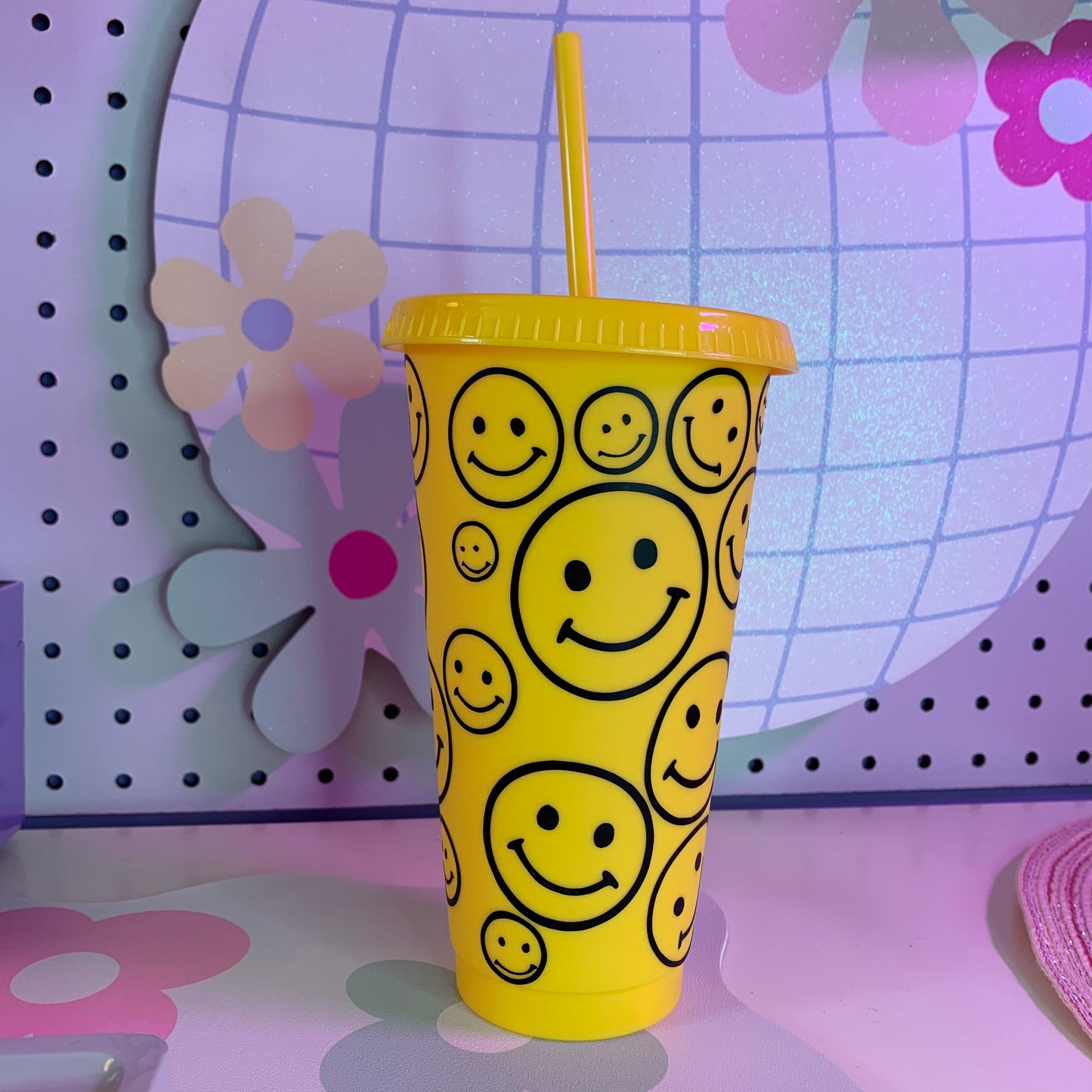 Smiley 24 Oz. Cold Cup Daisie Boutique