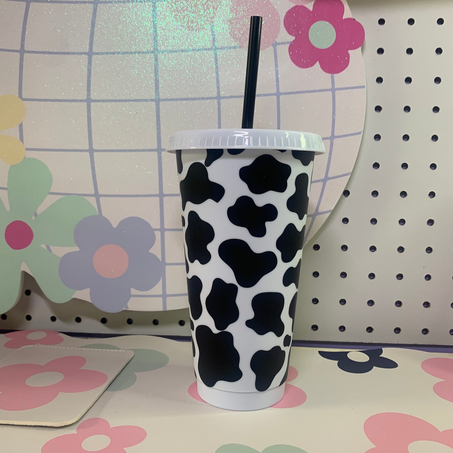 Cow print 24 Oz. Cold Cup Daisie Boutique