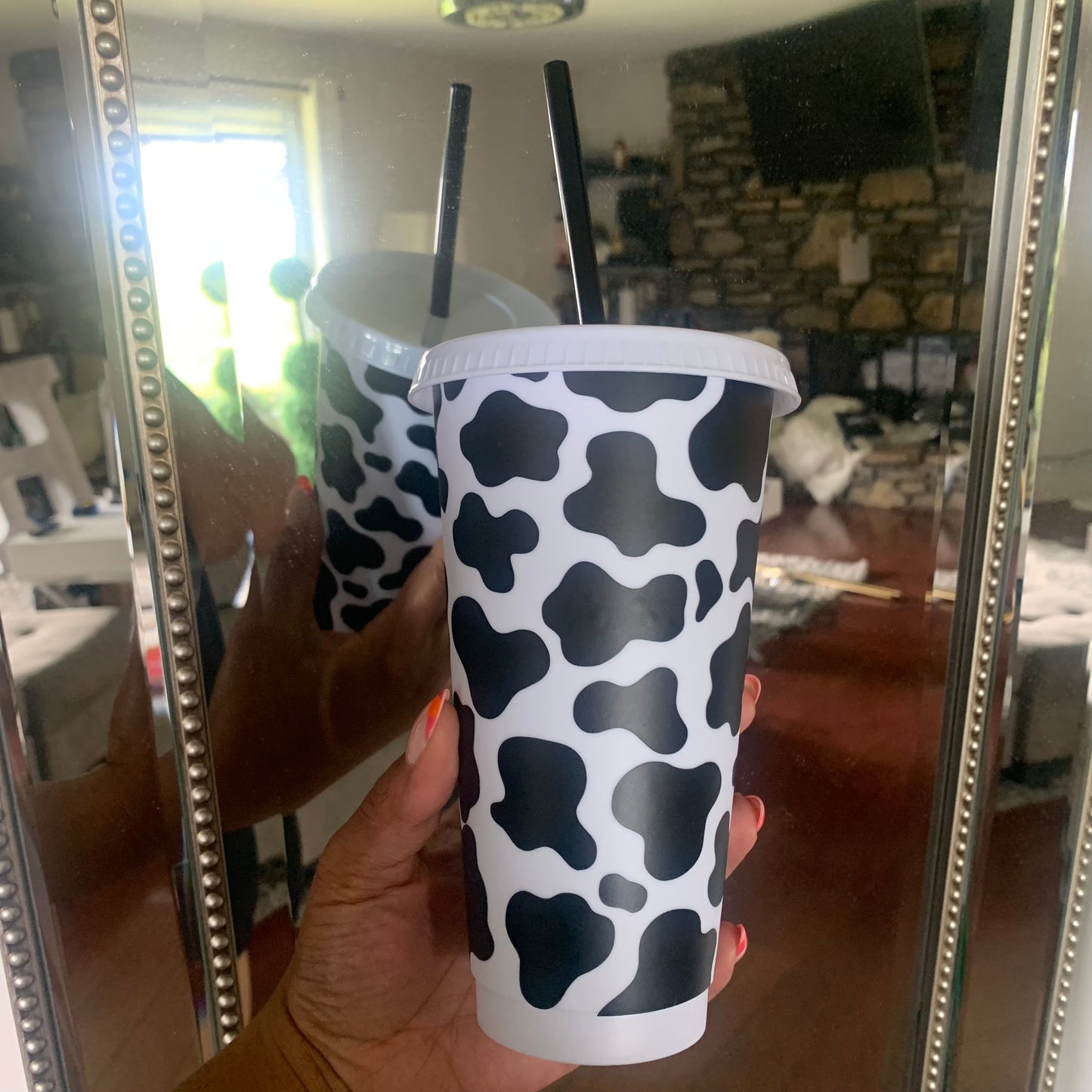 Cow print 24 Oz. Cold Cup Daisie Boutique