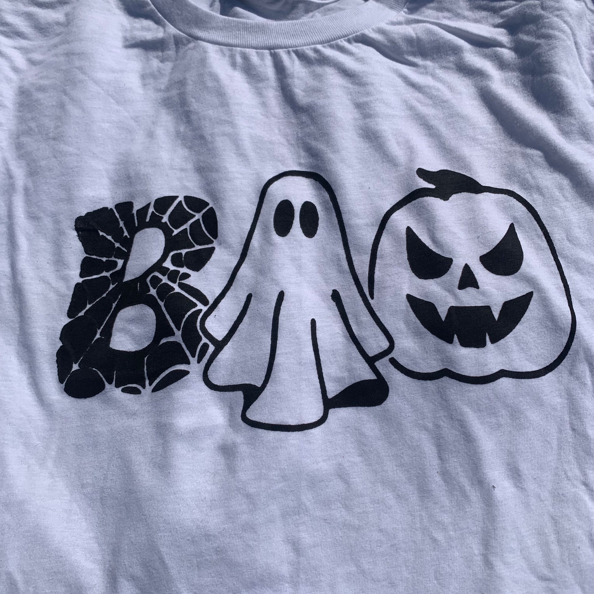Boo Graphic Halloween - T-shirt Daisie Boutique
