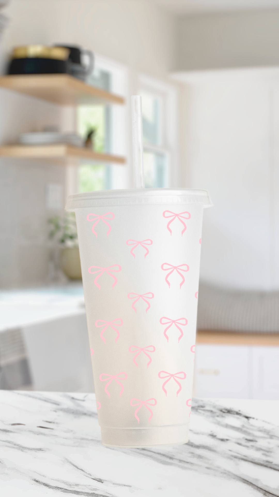 Cutie Bow - 24 Ounce Coquette Cold Cup Daisie