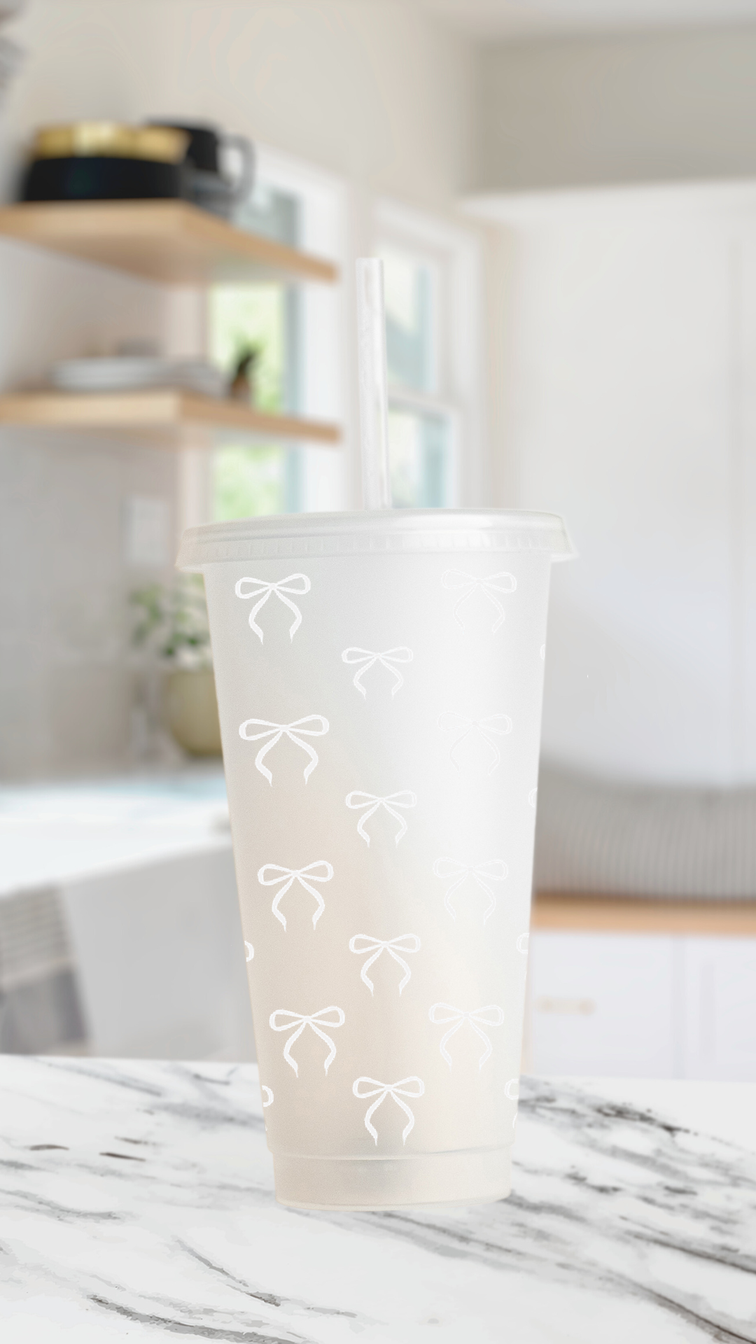 Cutie Bow - 24 Ounce Coquette Cold Cup Daisie