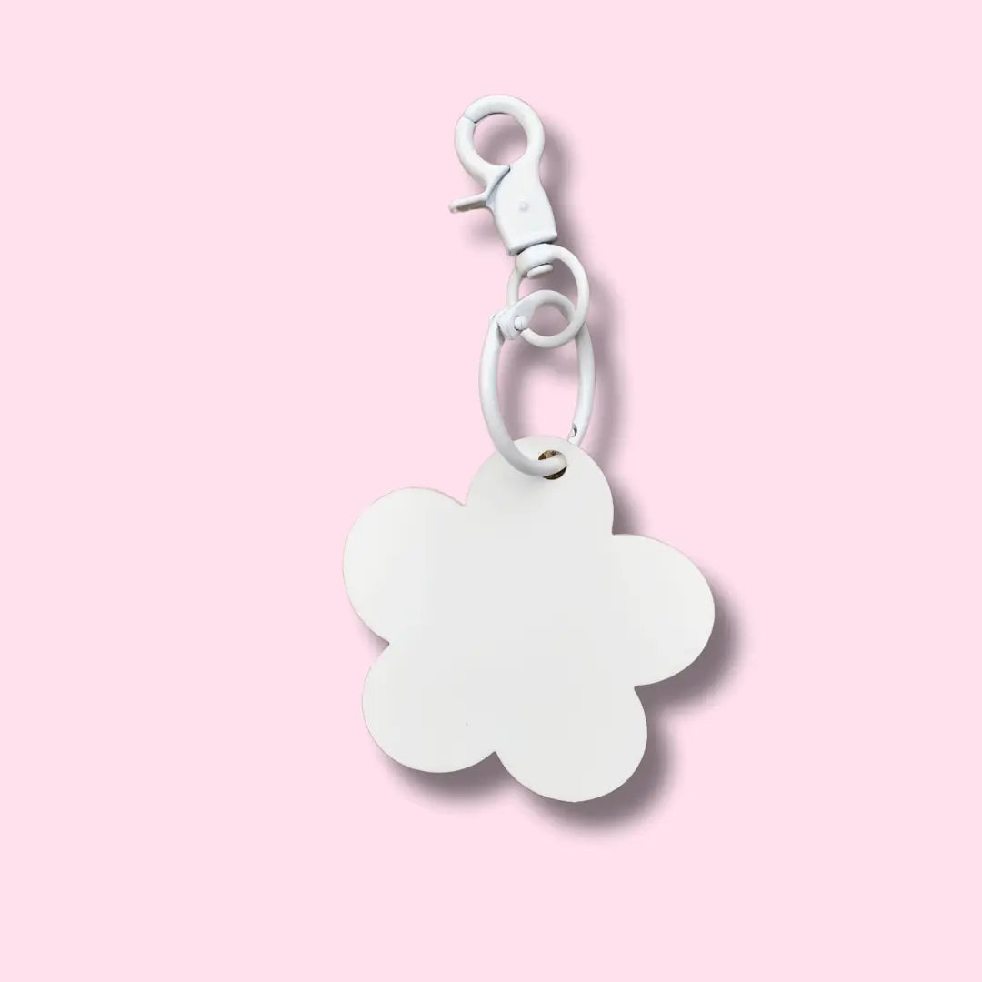 Daisie Keychain V1 Daisie Boutique