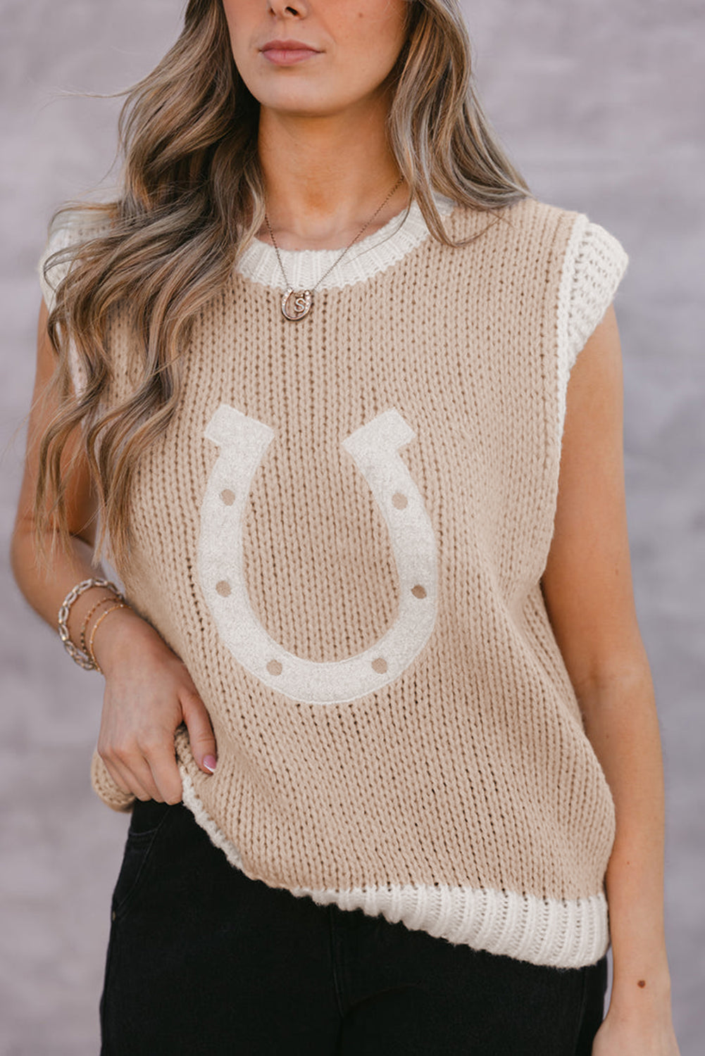 Woven Horseshoe Sweater Vest Daisie Boutique