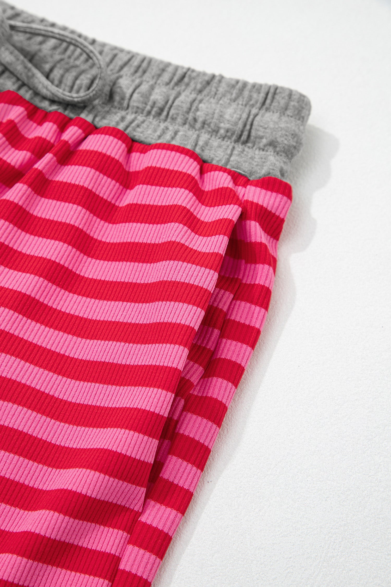 Stripe Contrast Elastic Waist Shorts Dear-Lover Dropshipping
