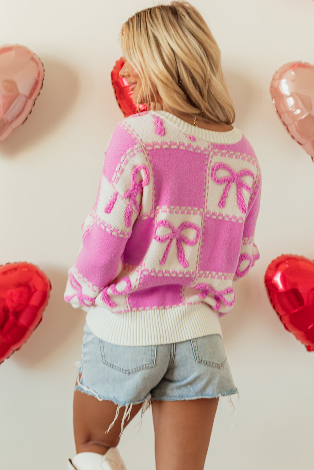 Bow Two Tone Checkered Crew Neck Sweater in Pink Daisie Boutique