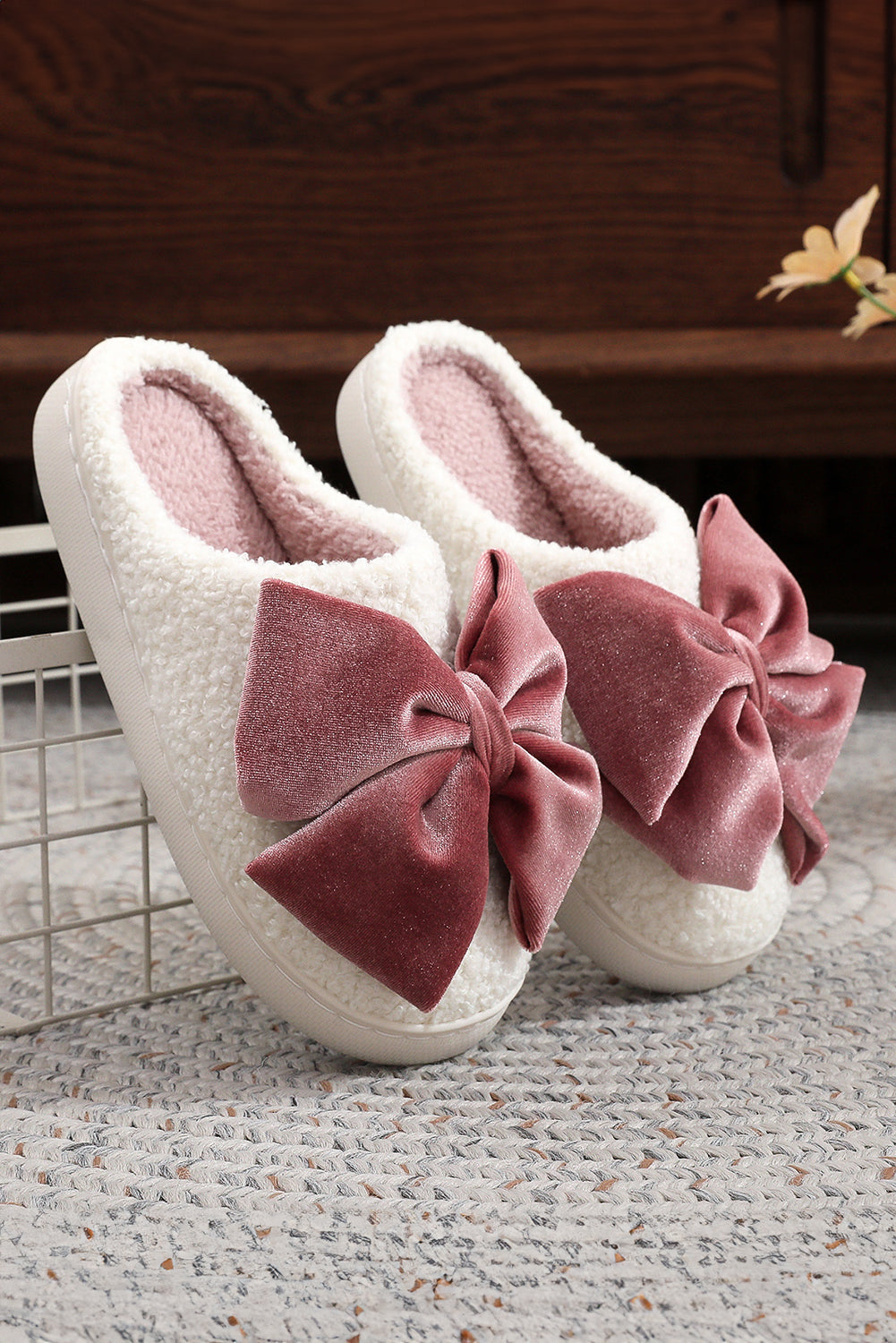 Bow Decor Plush Slippers Dear-Lover Dropshipping